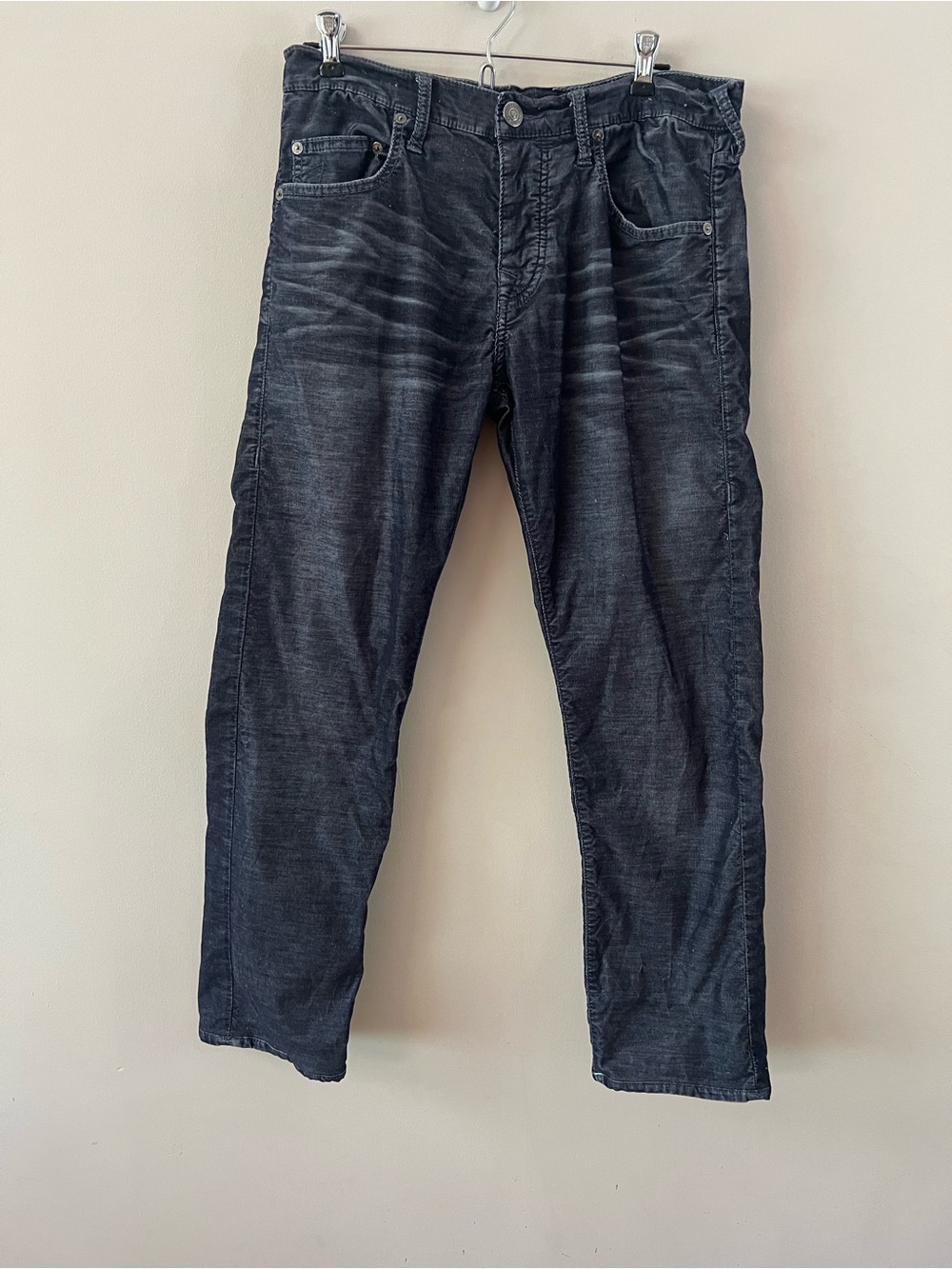 True Religion Men's gray corduroy Pants size 32 W 29 inseam